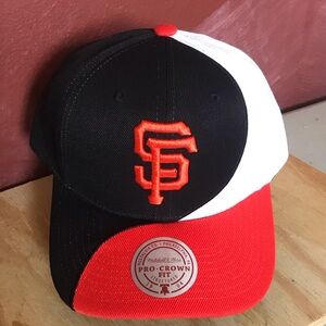 San Fransisco Giants MlB baseball Black and orange stripe Baseball Cap brand new